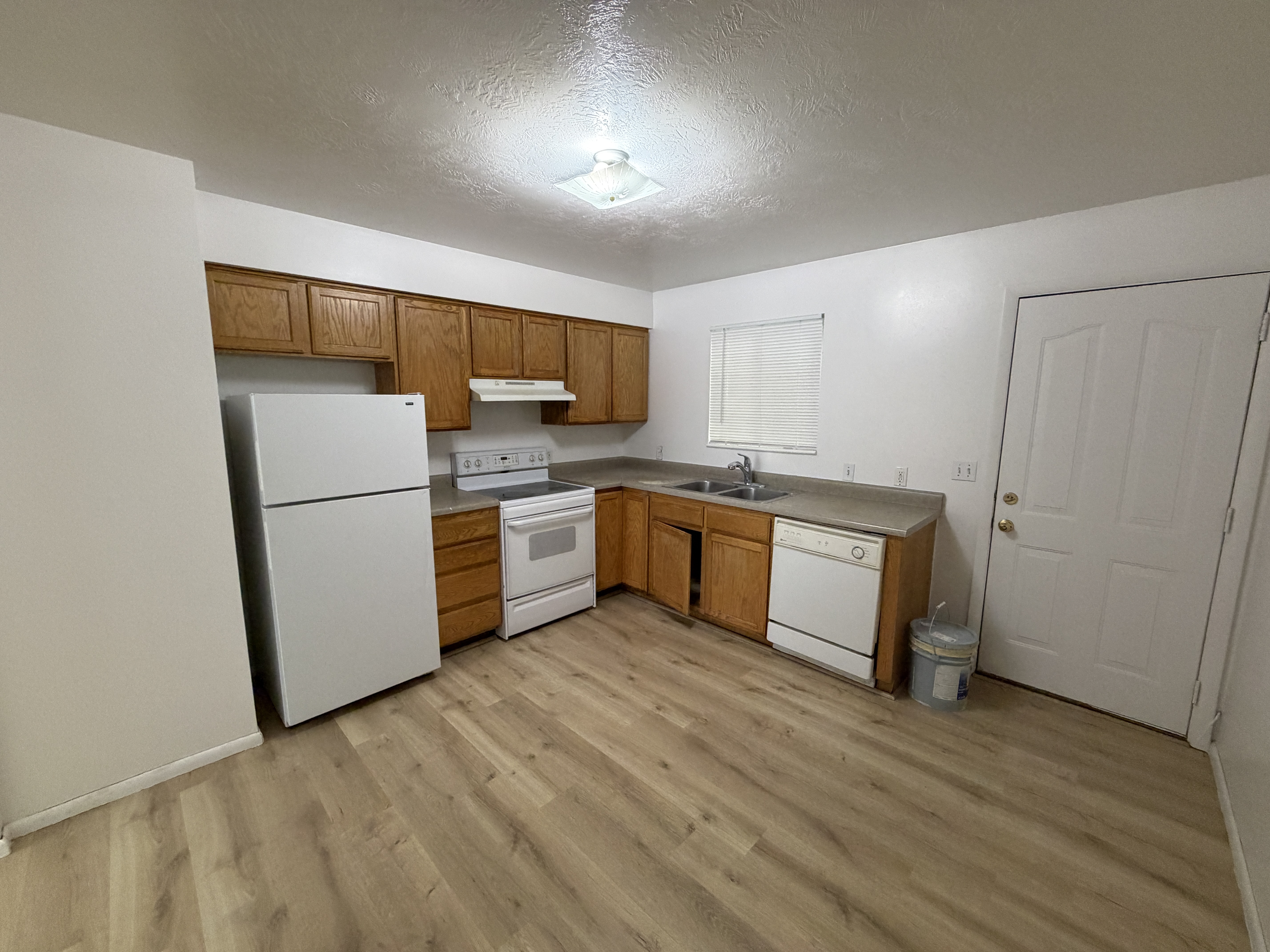 Salt Lake City Apartment: 953 W Genesee Ave