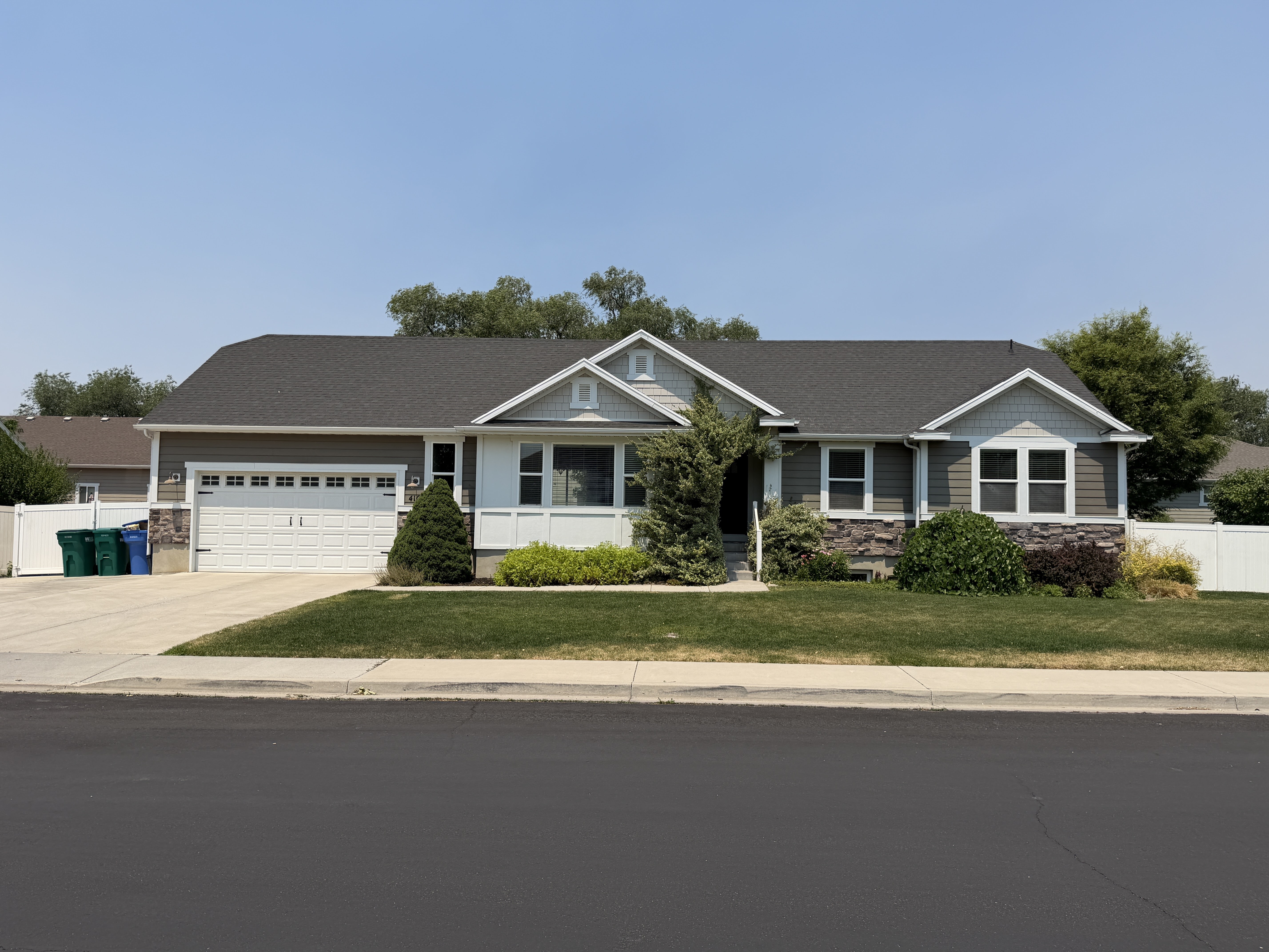 Lehi House: 416 W 2070 N