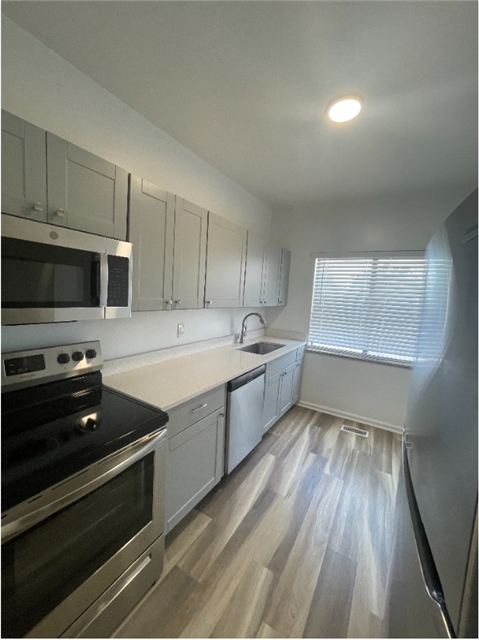 Salt Lake City Apartment: 448 S 500 E