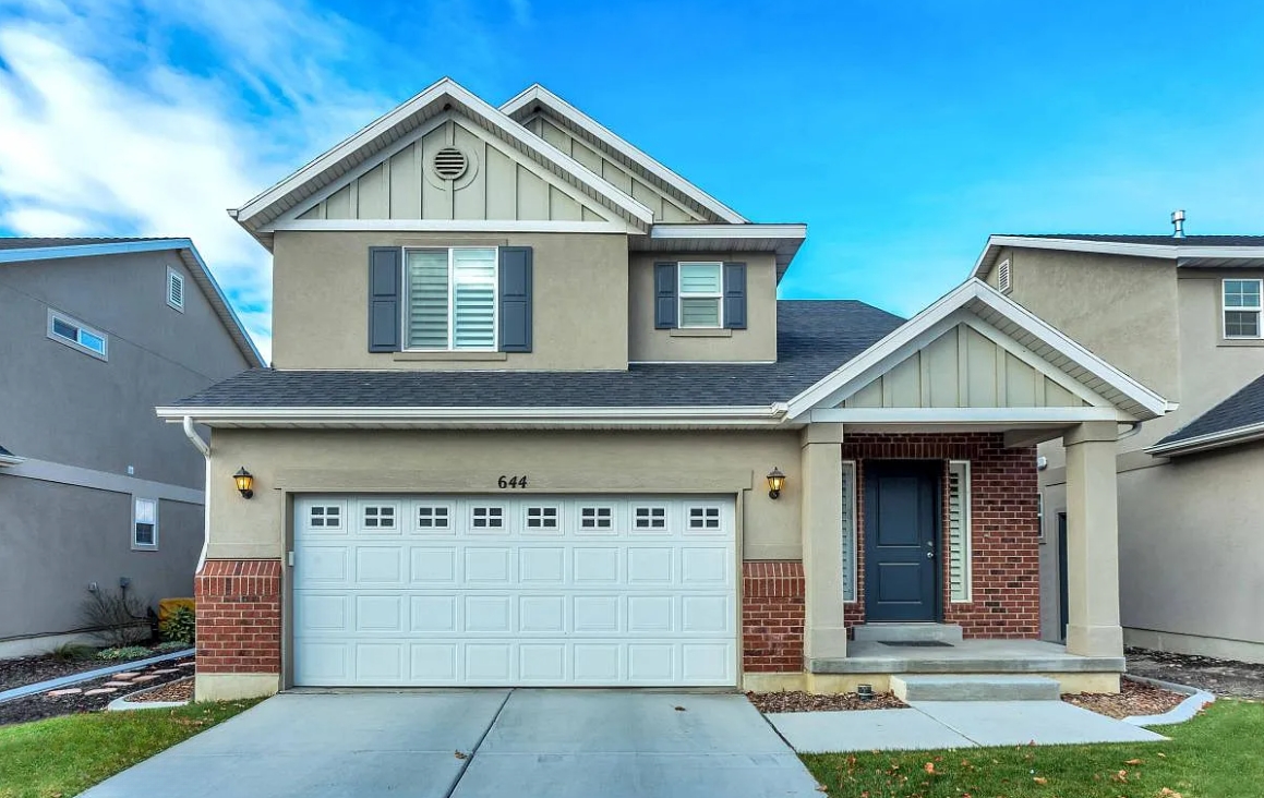 Pleasant Grove House: 644 S 2310 W