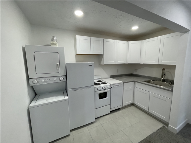Riverton Apartment: 13224 S Redwood Rd