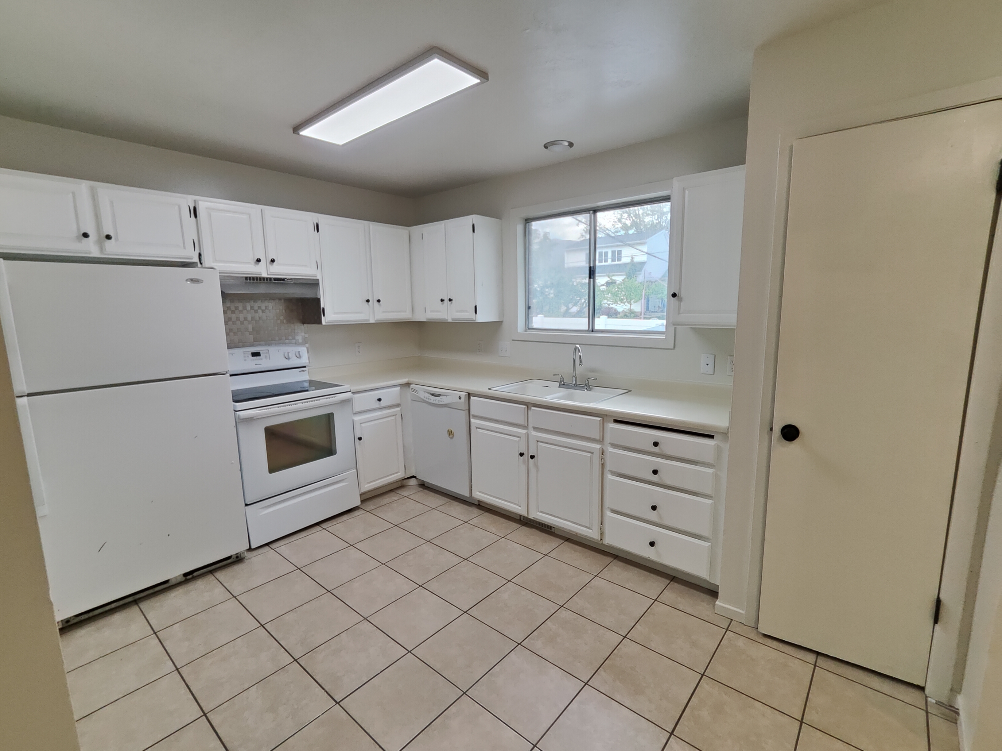 Bountiful Multiplex: 53 W 1100 S