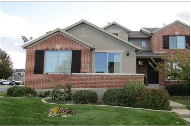 Clearfield Townhome: 2861 W 100 S