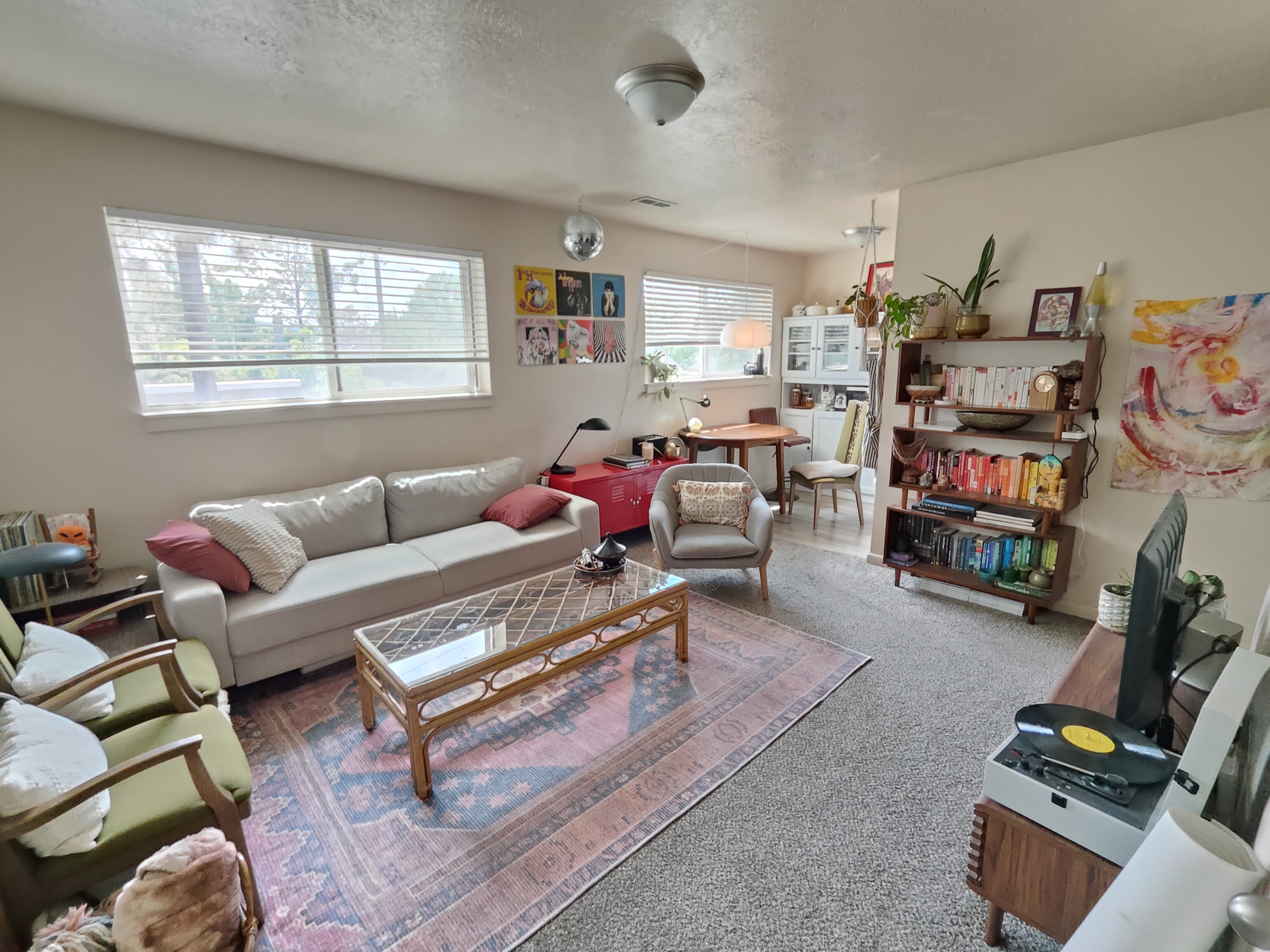 Bountiful Apartment: 260 E 100 N