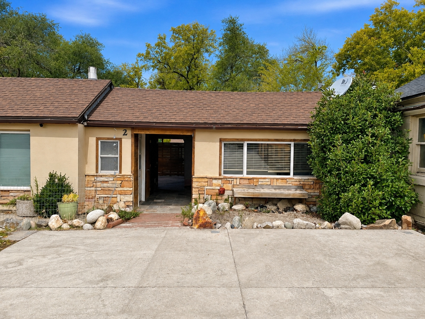 Salt Lake City Single Room: 3316 S Pioneer St