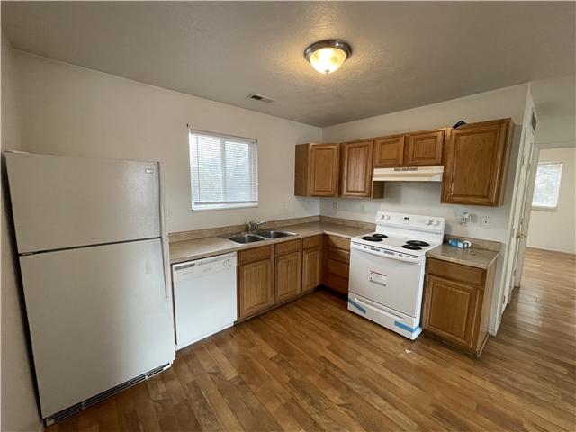 Salt Lake City Apartment: 935 W Genesee Ave