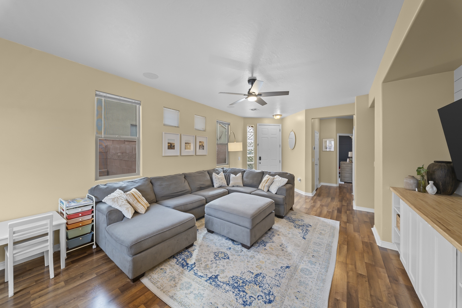 Washington House: 3315 E Silver Sky Dr