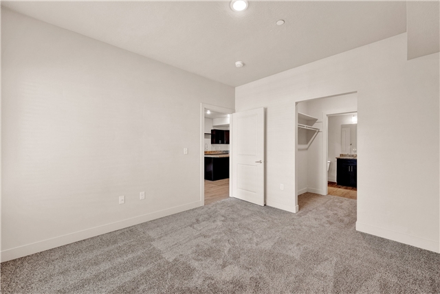 Centerville Apartment: 1162 W 200 N