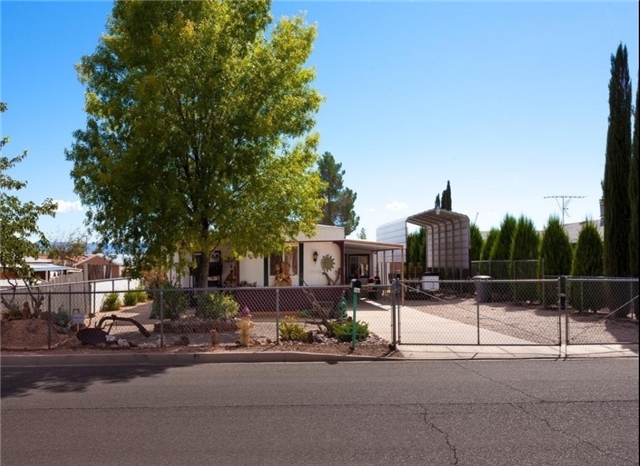 Saint George House: 2073 W 1425 N