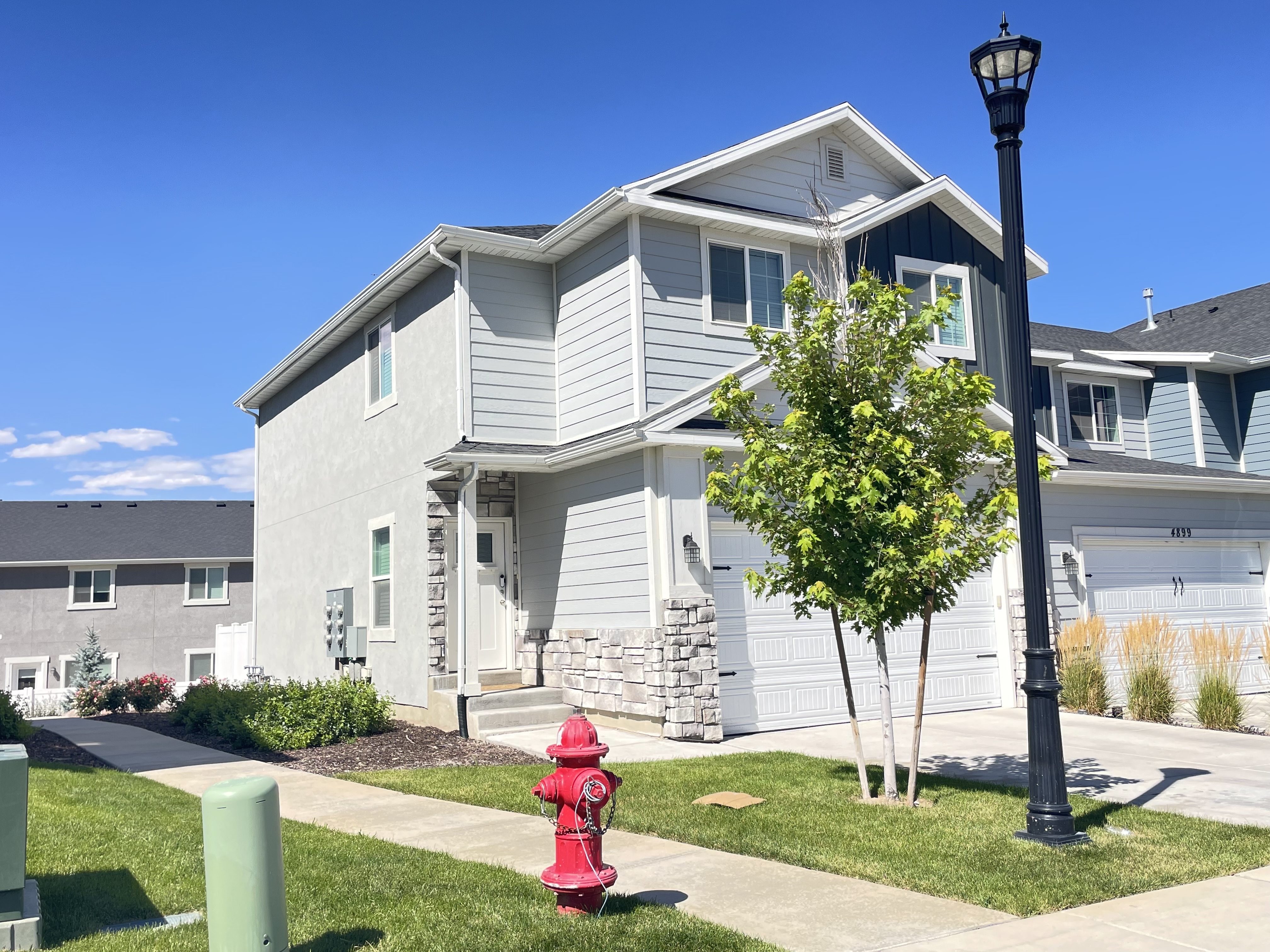 Eagle Mountain Townhome: 4829 E Lake Corner Dr