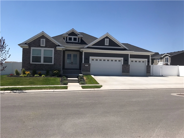 Eagle Mountain In-Law/Basement: 1372 E Sheps Ridge Rd