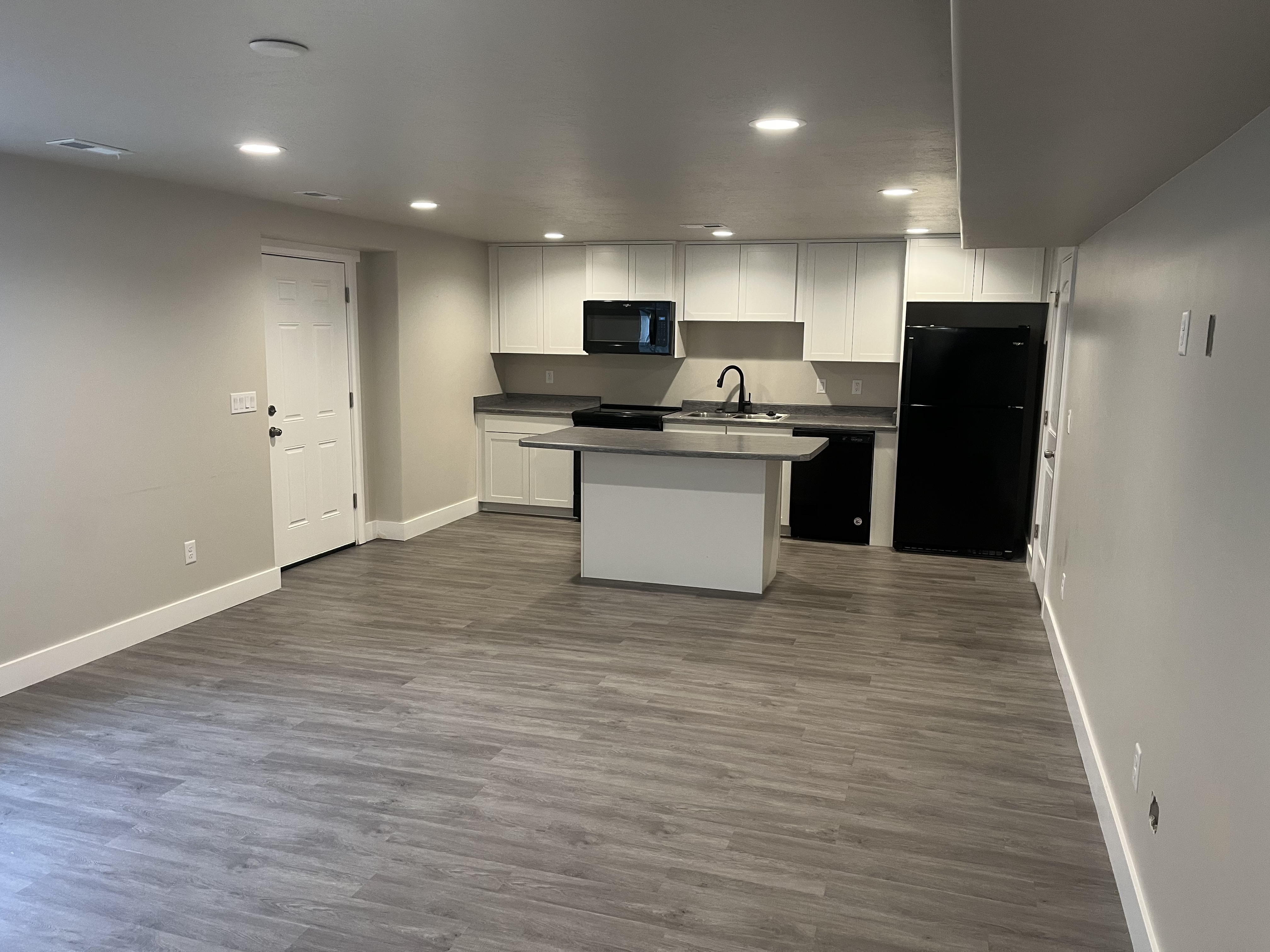 Herriman In-Law/Basement: 13026 S Peacemaker Way