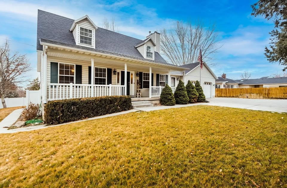 Pleasant Grove Apartment: 472 E Center St