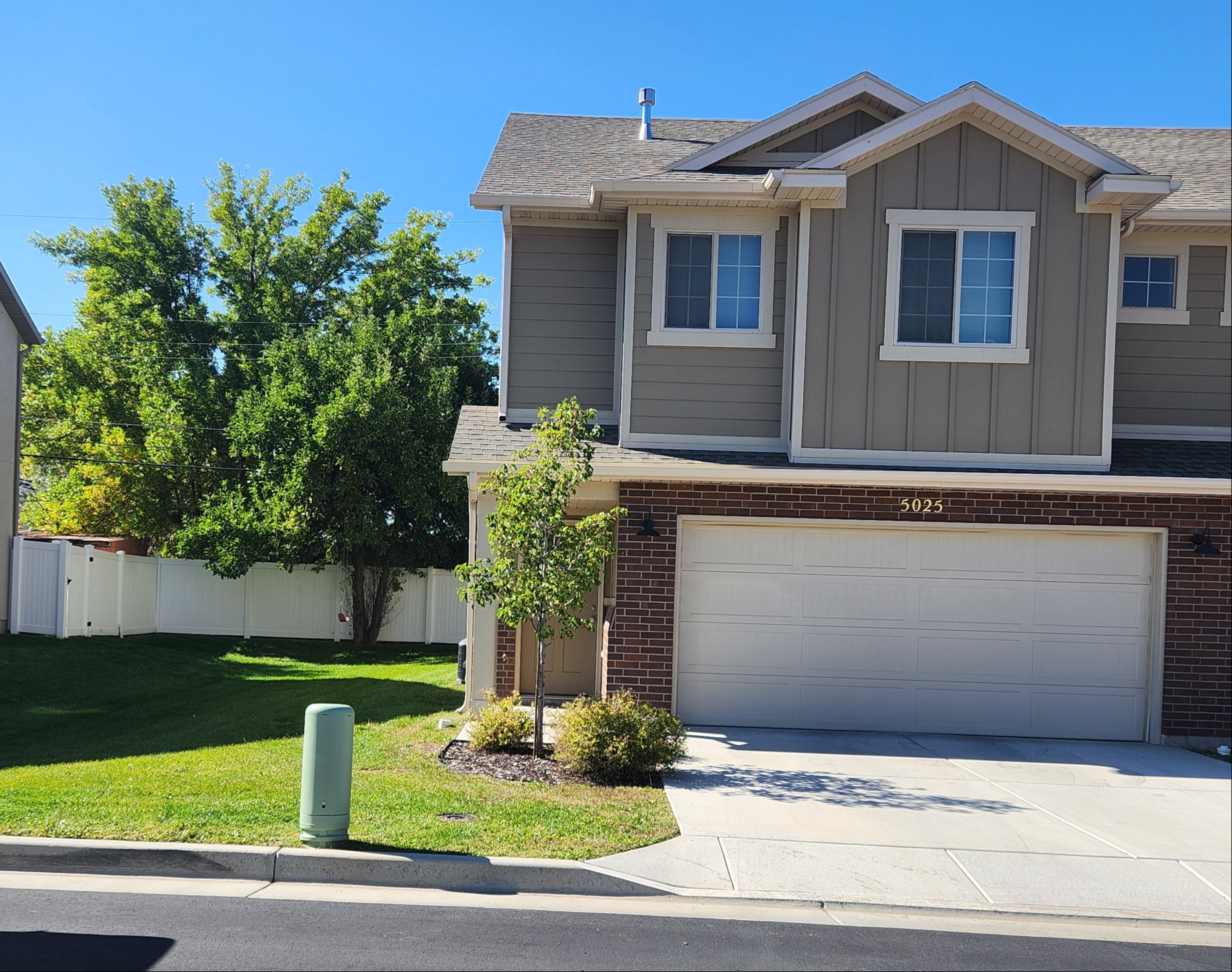 Ogden Townhome: 5025 S 185 E