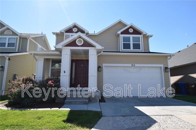 Midvale Apartment: 913 W Delorean Ln