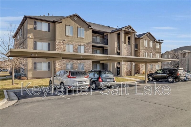 Eagle Mountain Condo: 3585 E Rock Creek Rd