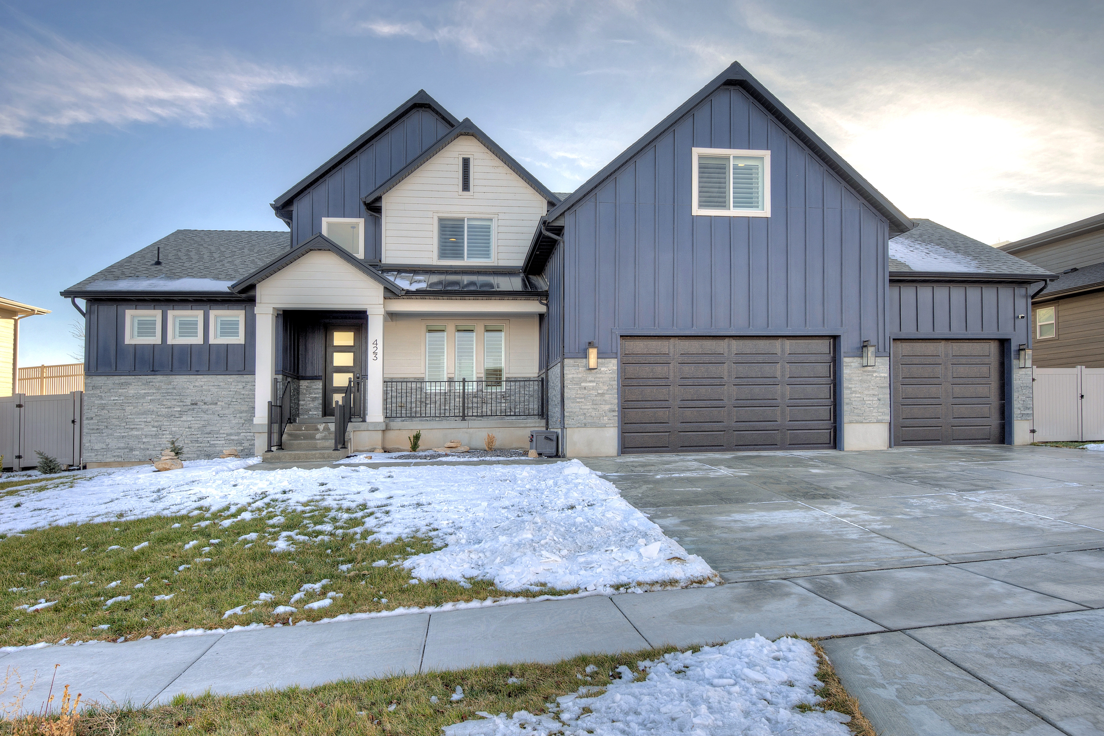 Saratoga Springs House: 423 W Red Wolf Dr