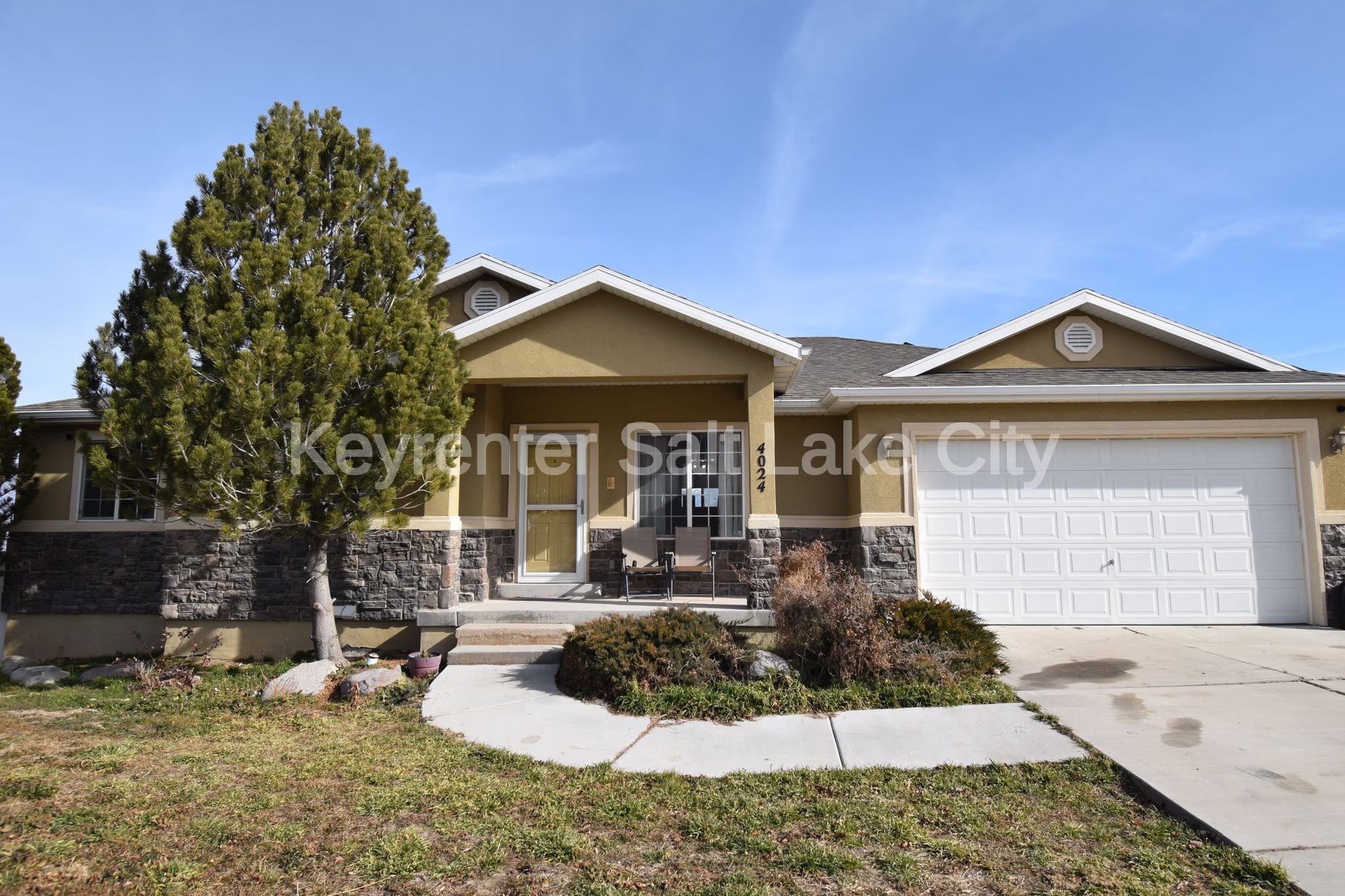 Saratoga Springs House: 4024 S Mountain Moon Dr