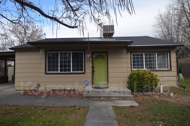 Midvale House: 616 W Beynon Ct