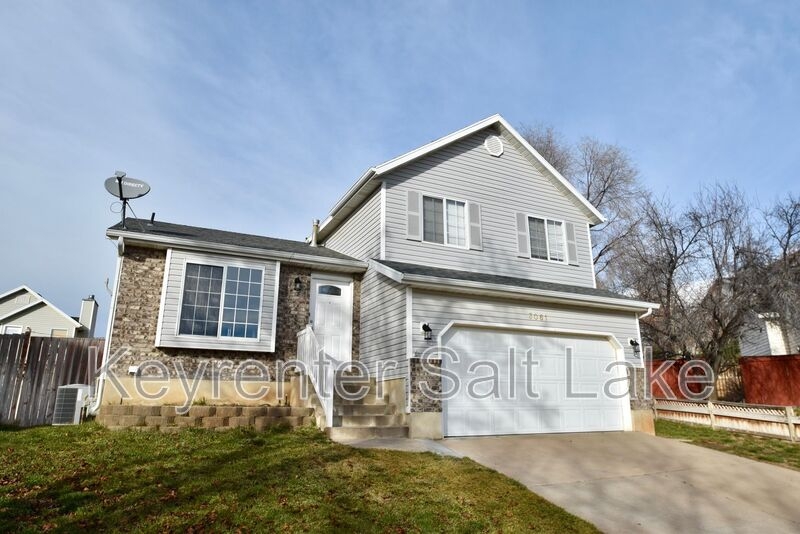 Layton House: 3061 N 1300 E