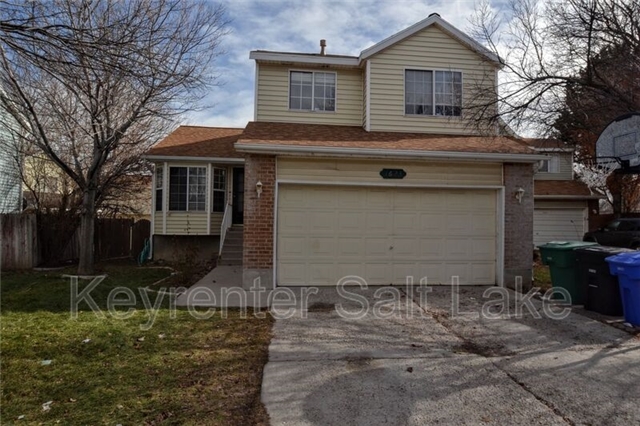 West Jordan House: 1623 W Crystal Ridge Dr