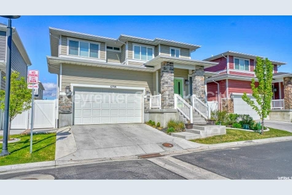 Midvale House: 6798 S Krutoy Ln