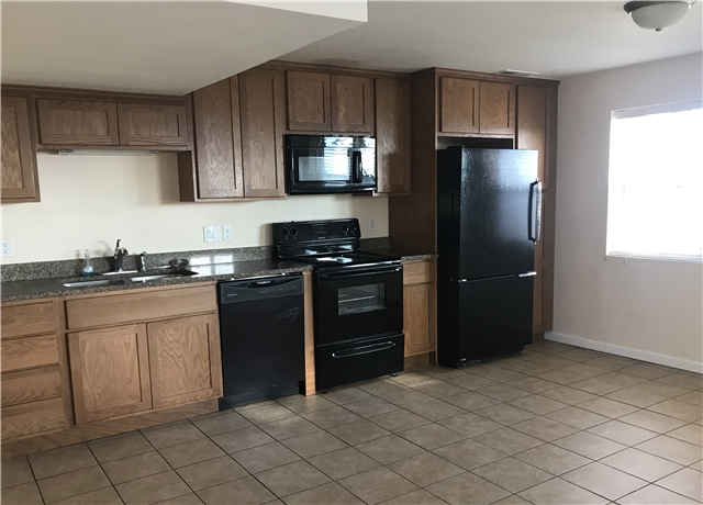 Salt Lake City Apartment: 975 E 600 S