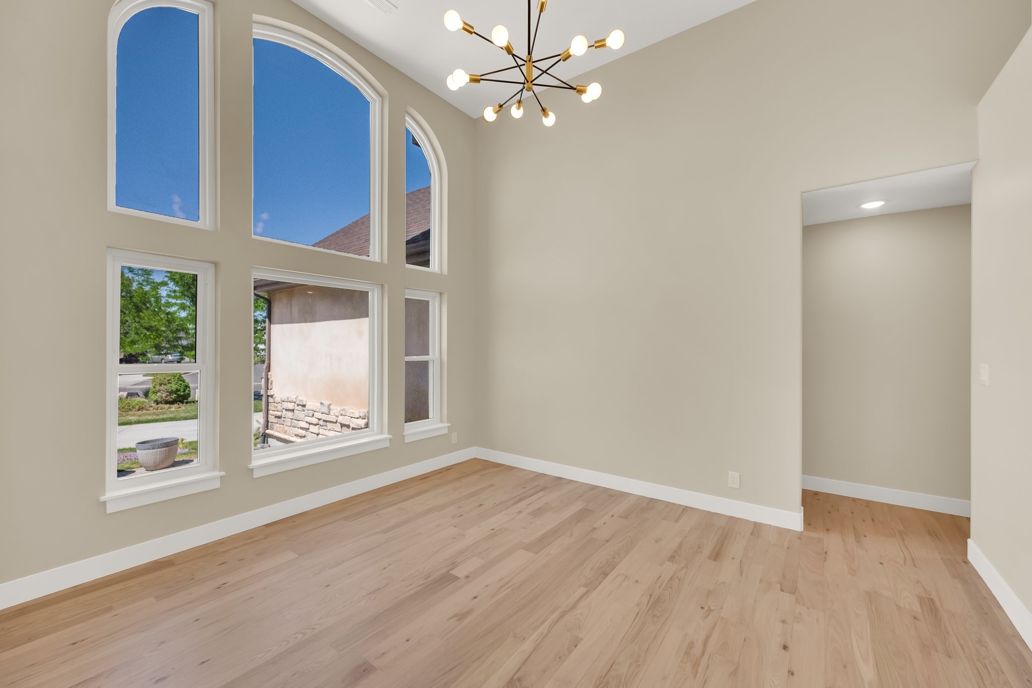 Herriman House: 4333 W Park Hollow Ln