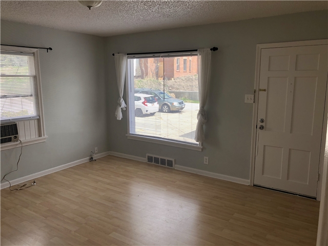 Salt Lake City Townhome: 271 E 5th Ave