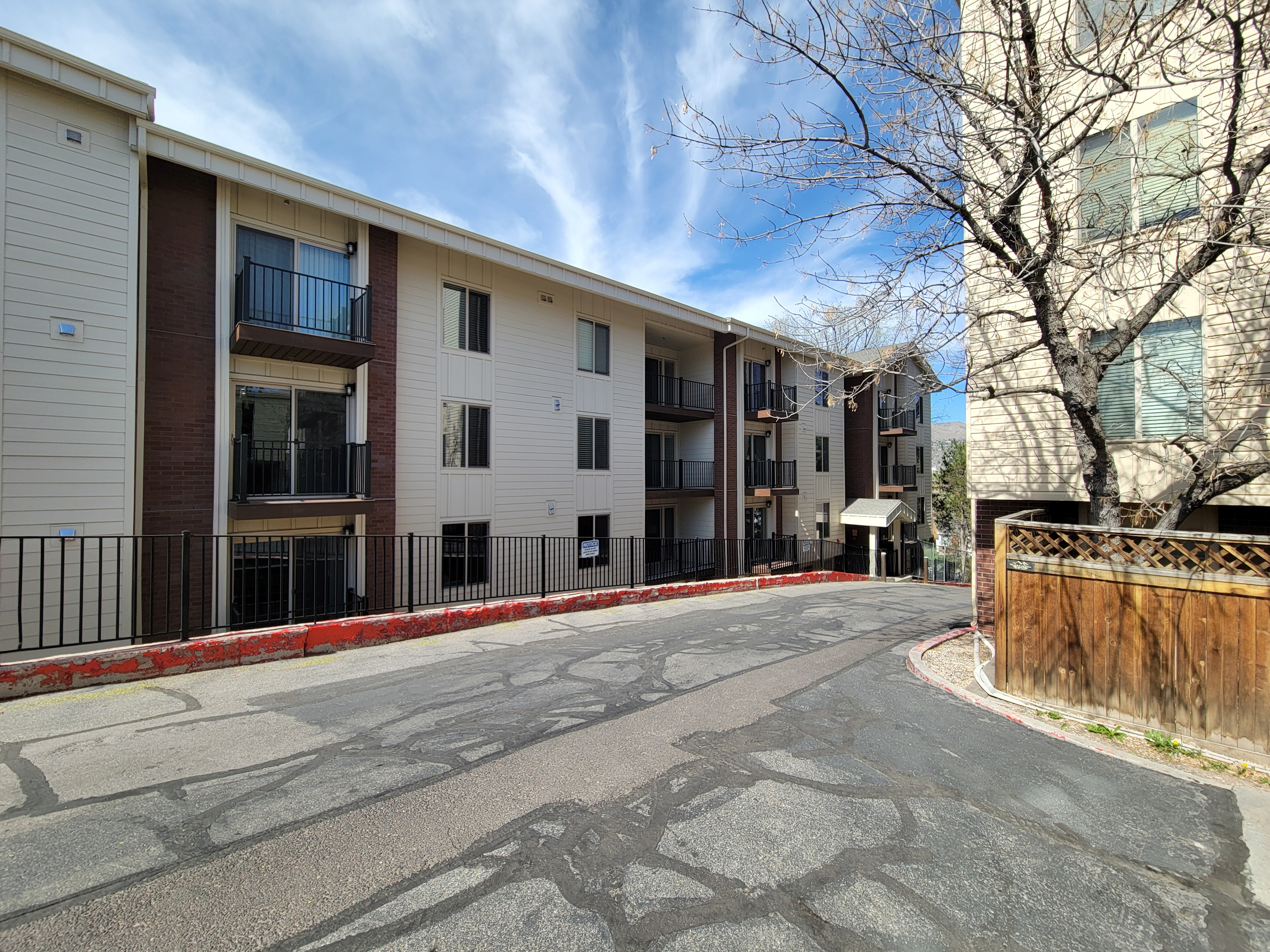 Salt Lake City Condo: 1032 E 400 S