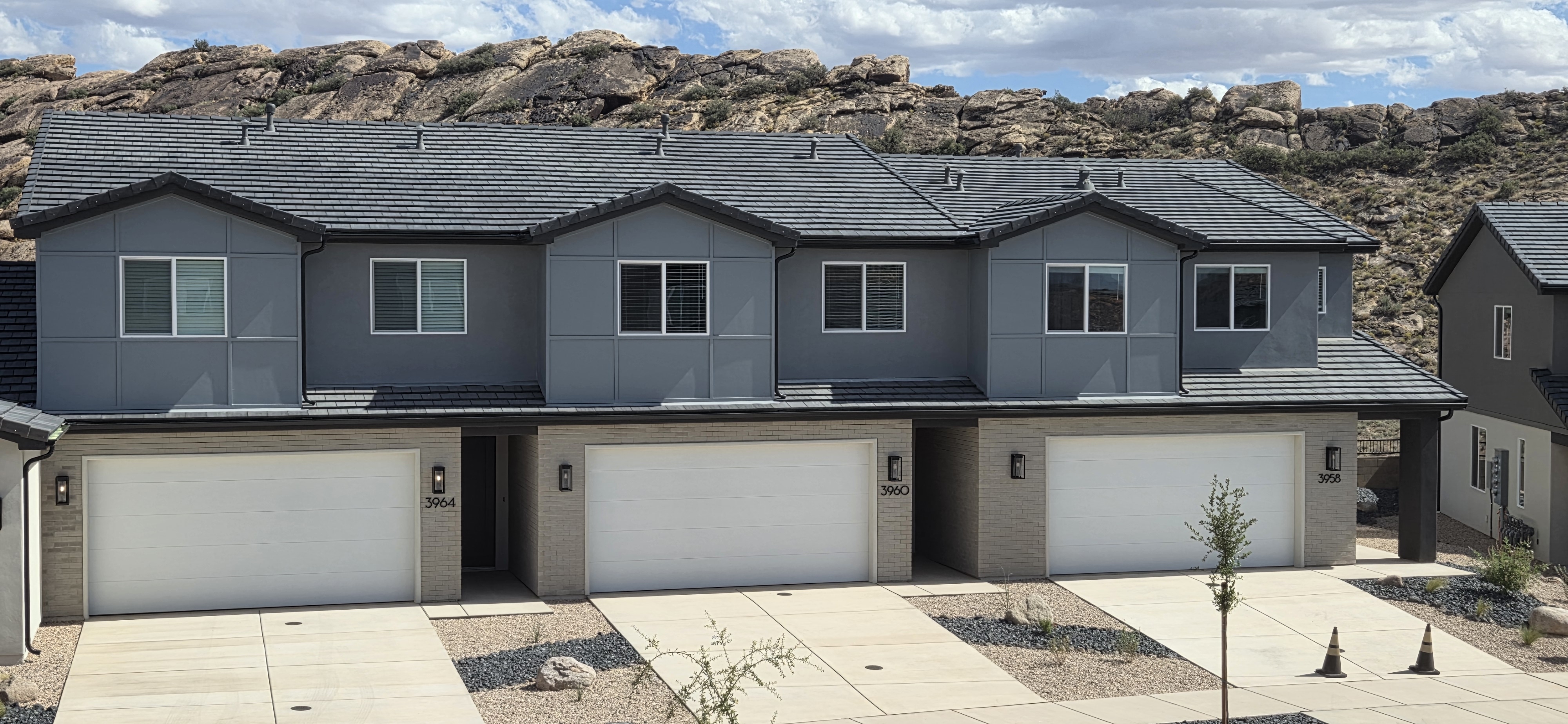 Washington Townhome: 3960 E Fossil Way