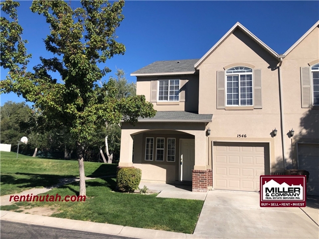 West Valley City Townhome: 1546 W Big Oak Dr