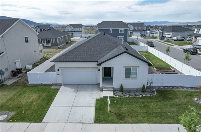 Eagle Mountain House: 1036 E Horse Rider Dr