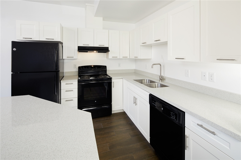 Station At Pleasant View Apartment For Rent At 1148 W Spring