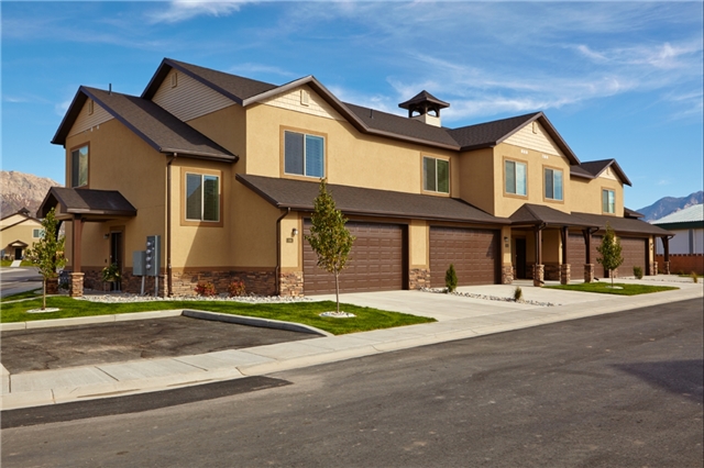 Pleasant View Apartment: 1148 W Spring Valley Ln