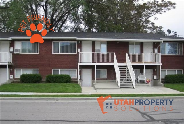 Murray Apartment: 4951 S Center St