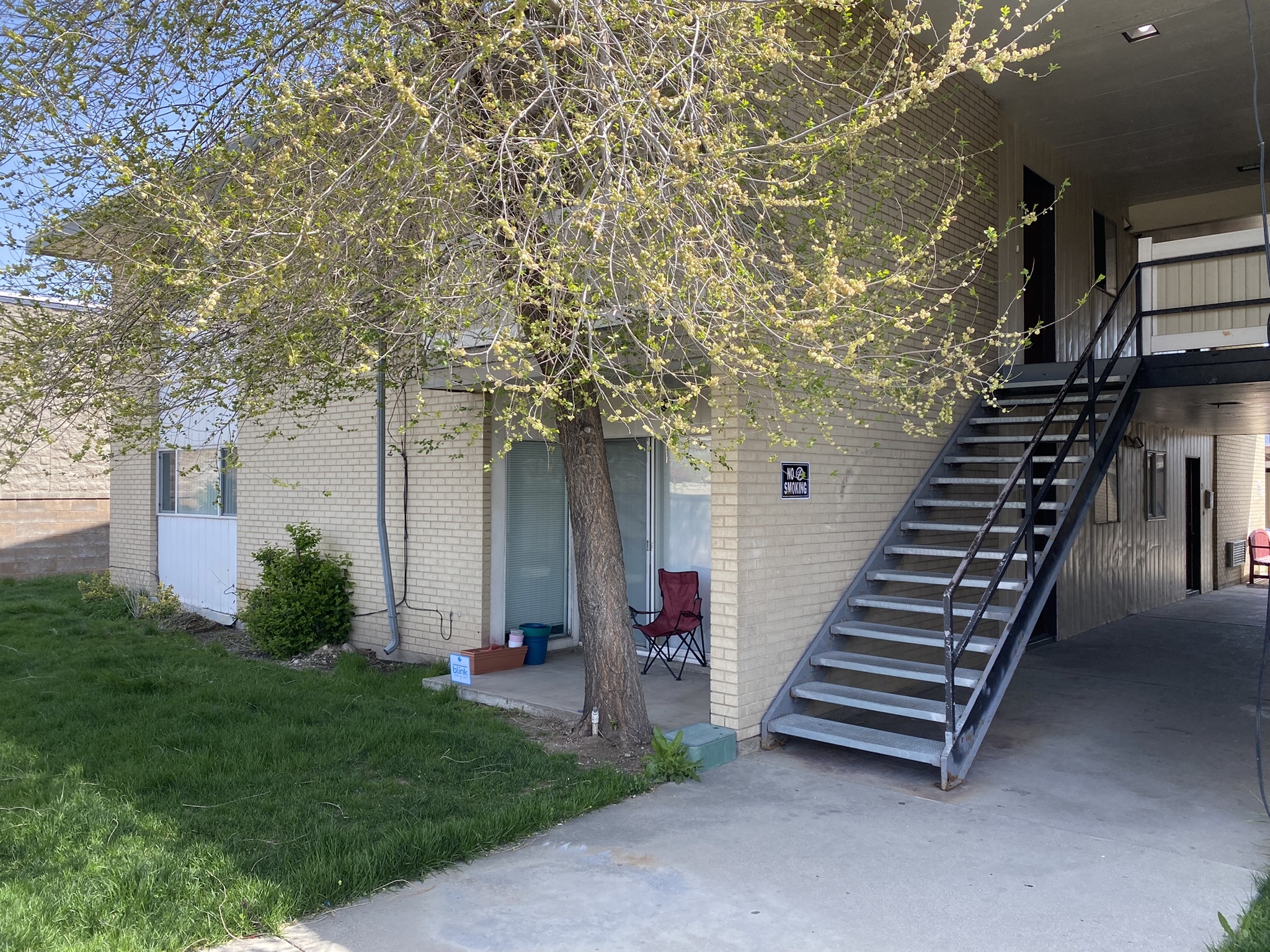 West Valley City Apartment: 2640 W 3800 S