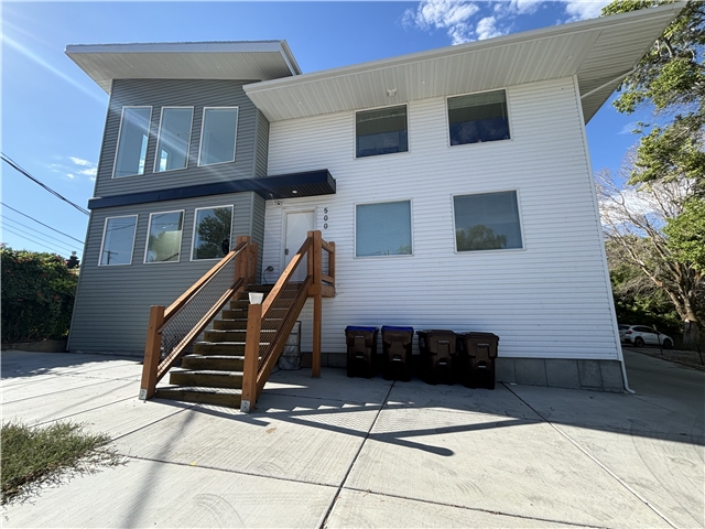 Midvale Apartment: 500 E Fort Union Blvd #B1