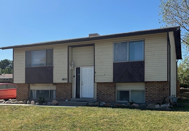 Kearns House: 5830 S Nickle Way