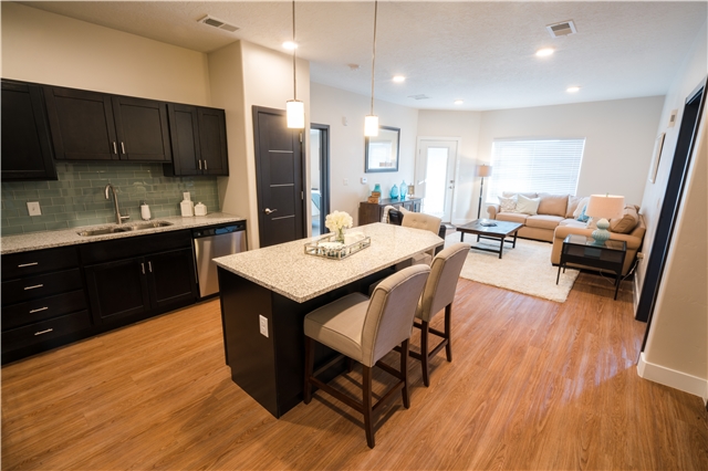 South Jordan Apartment: 10464 S Jordan Gateway