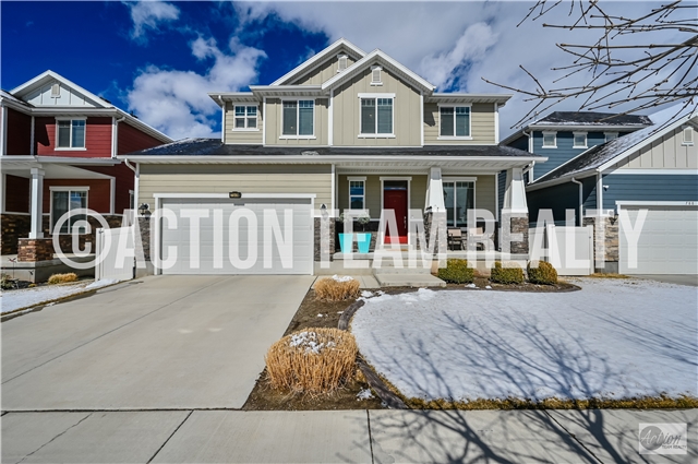 Riverton House: 794 W Star Spangled Dr