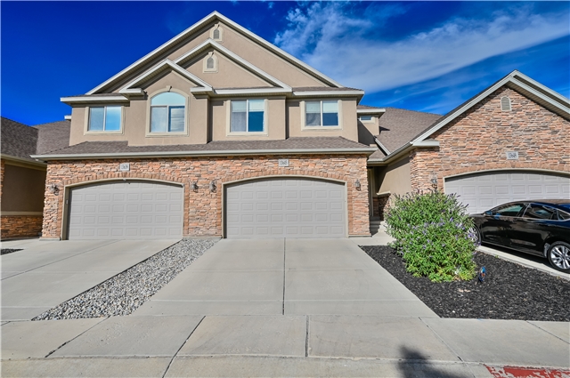 Riverton Townhome: 13645 S Mount Cortina Way
