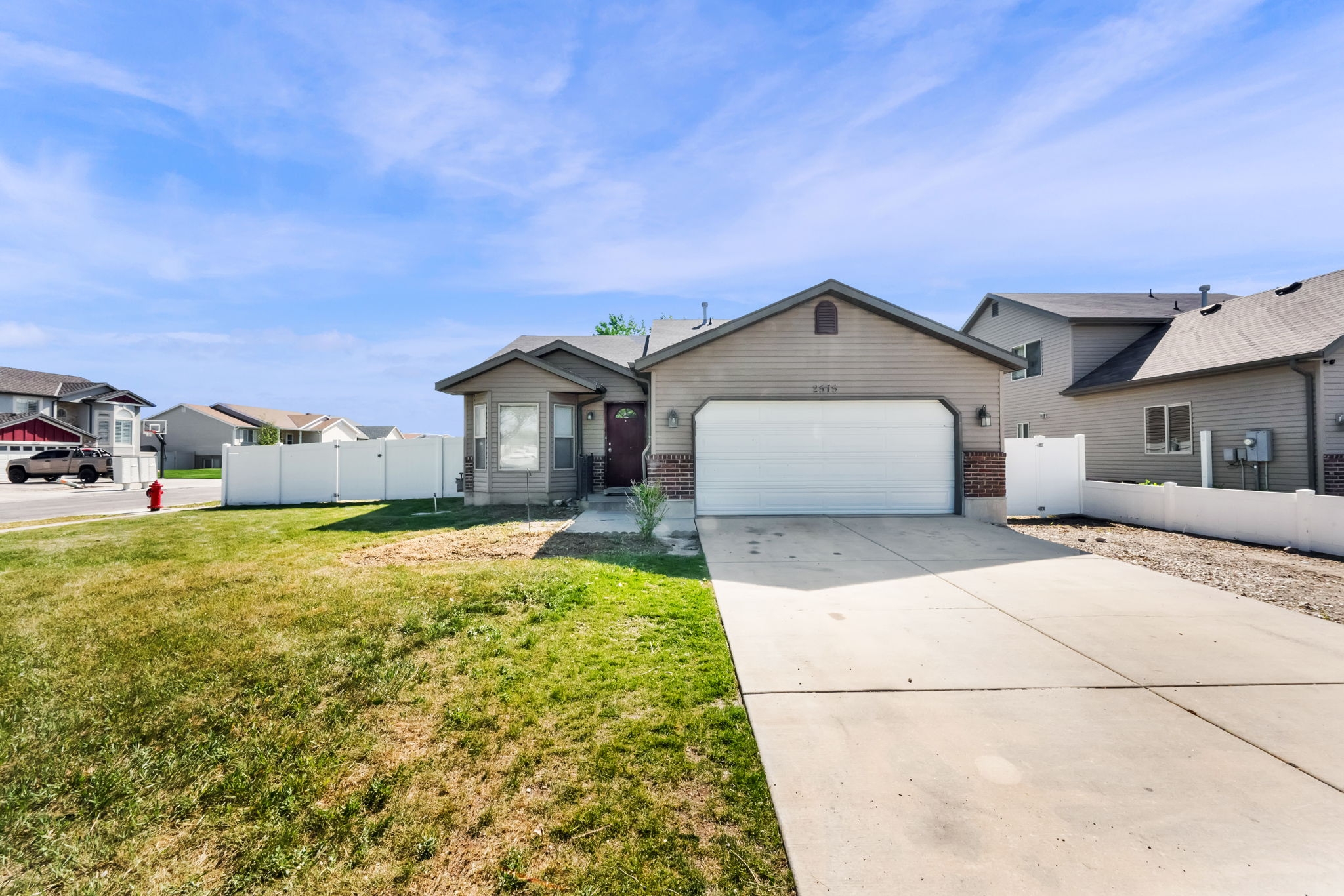 Magna House: 2575 S Athena Dr