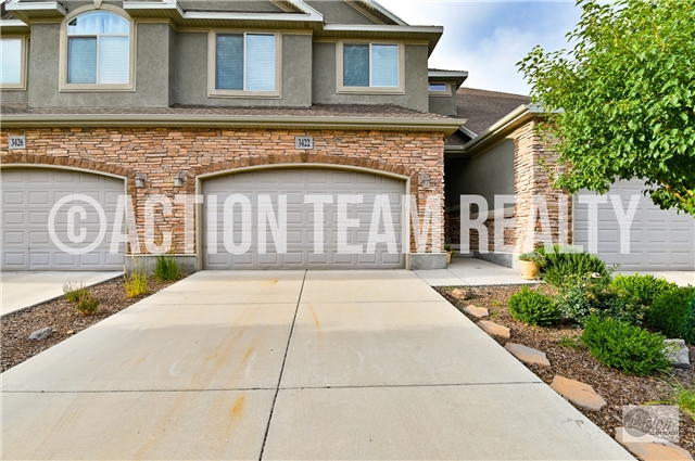Riverton Townhome: 3422 W Mount Cortina Way