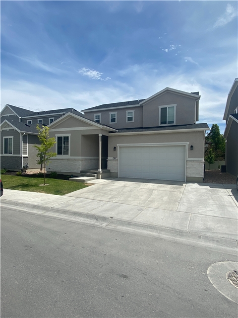 Pleasant Grove House: 1387 W 220 N
