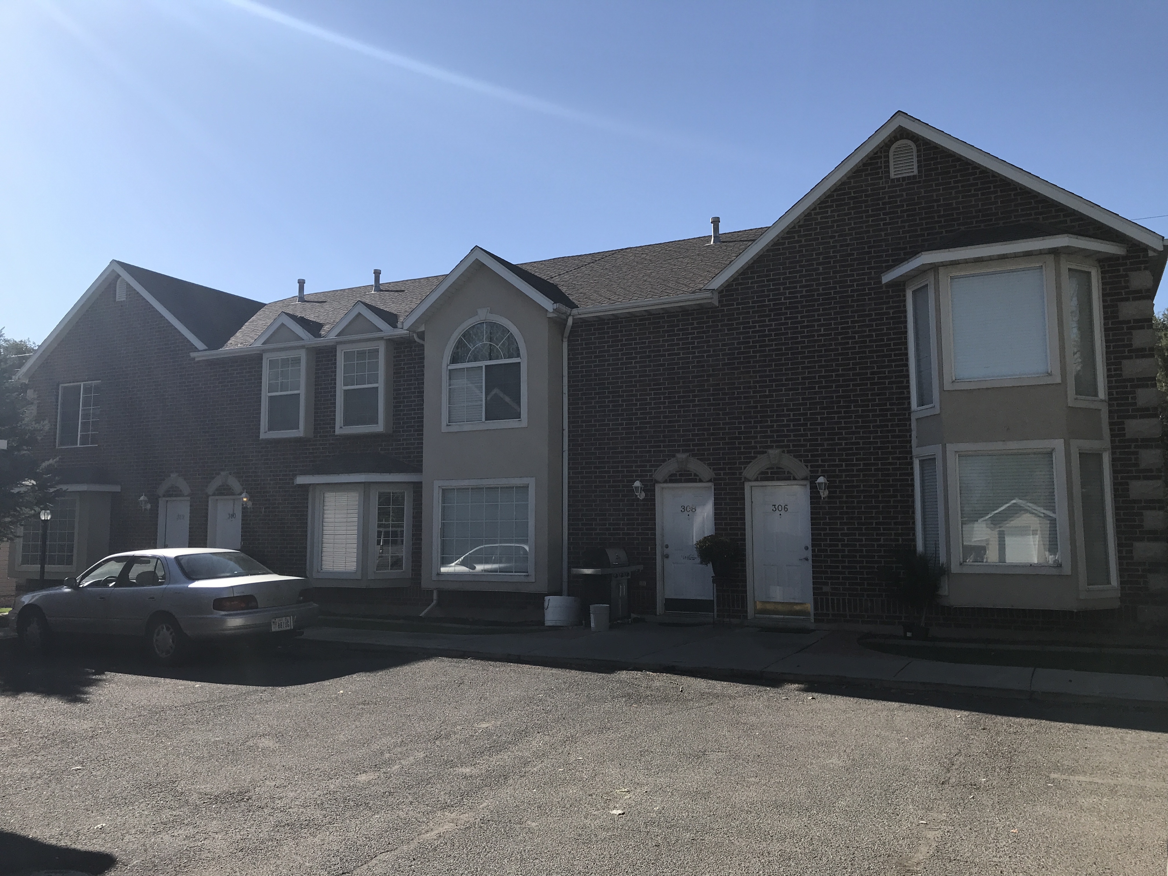 Orem Townhome: 308 E 1600 S