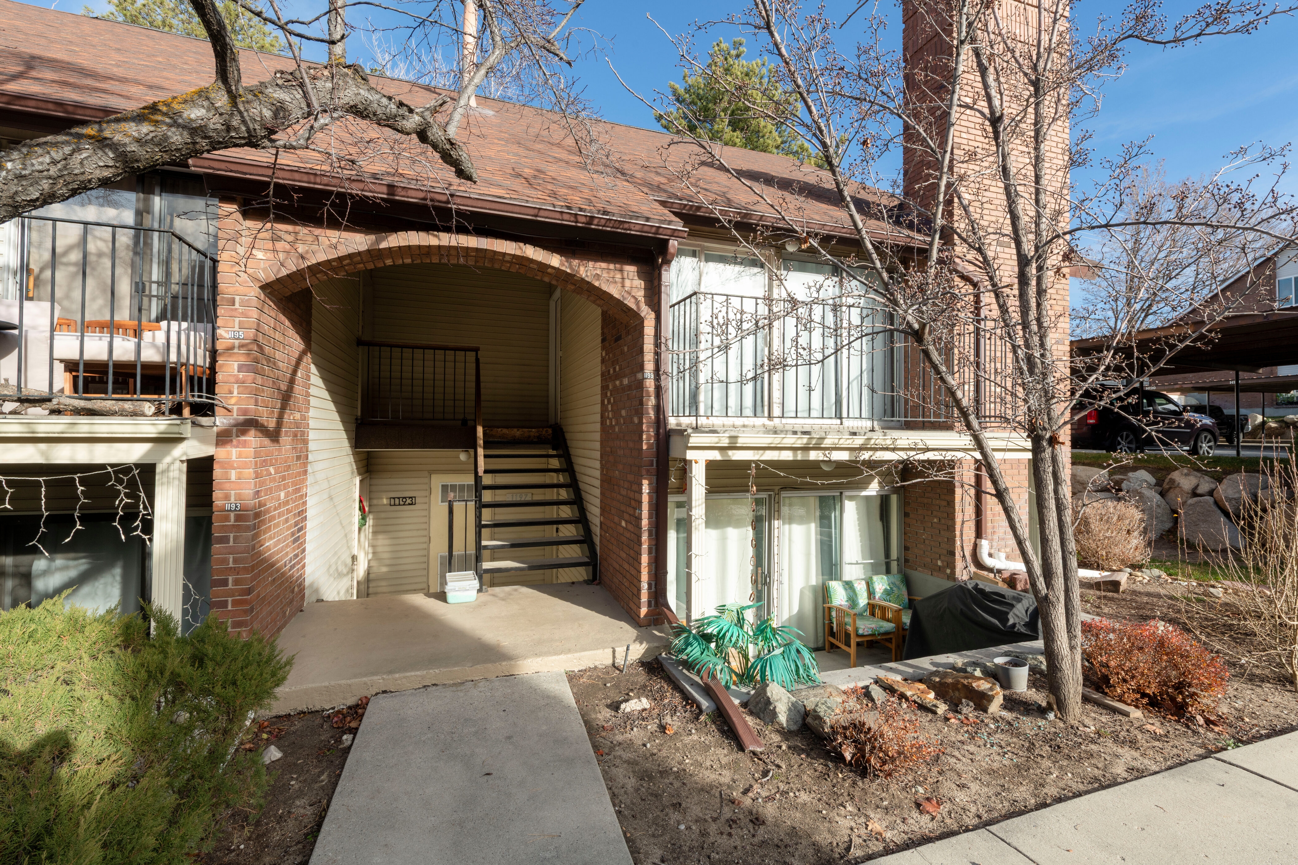 Sandy Condo: 1199 E Cottonwood Hills Dr