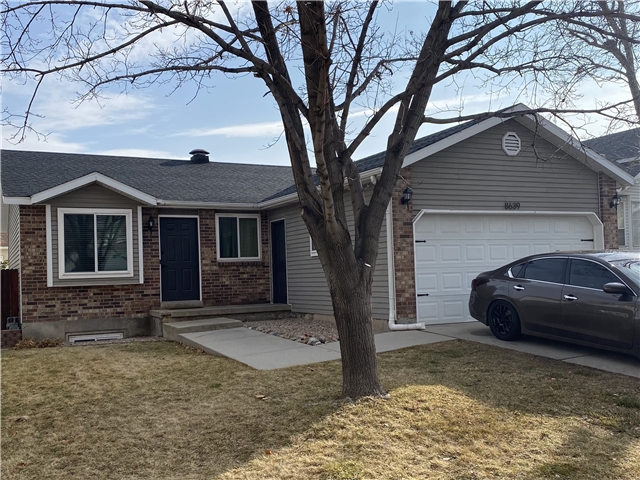 West Jordan Single Room: 8639 S 3965 W