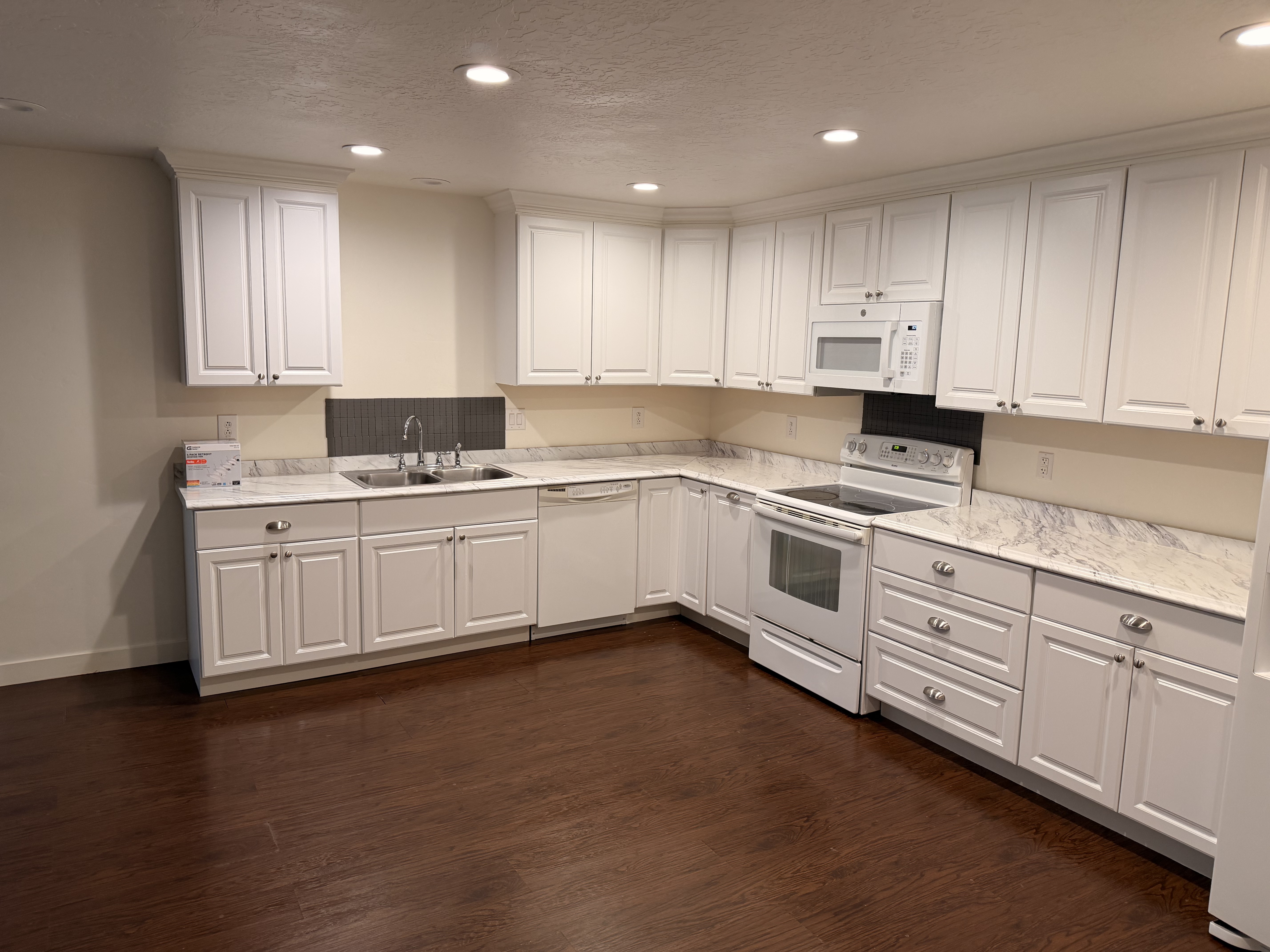 West Jordan In-Law/Basement: 7092 W Jayson Bend Dr