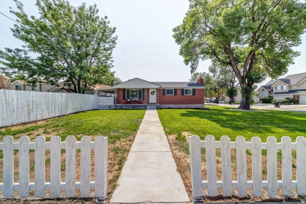 Salt Lake City In-Law/Basement: 960 E 4500 S